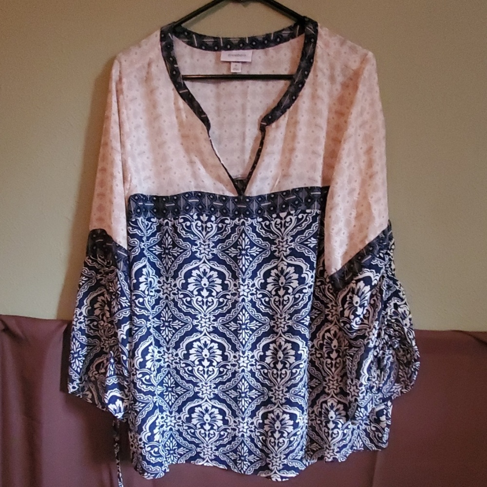 Preloved so pretty blouse